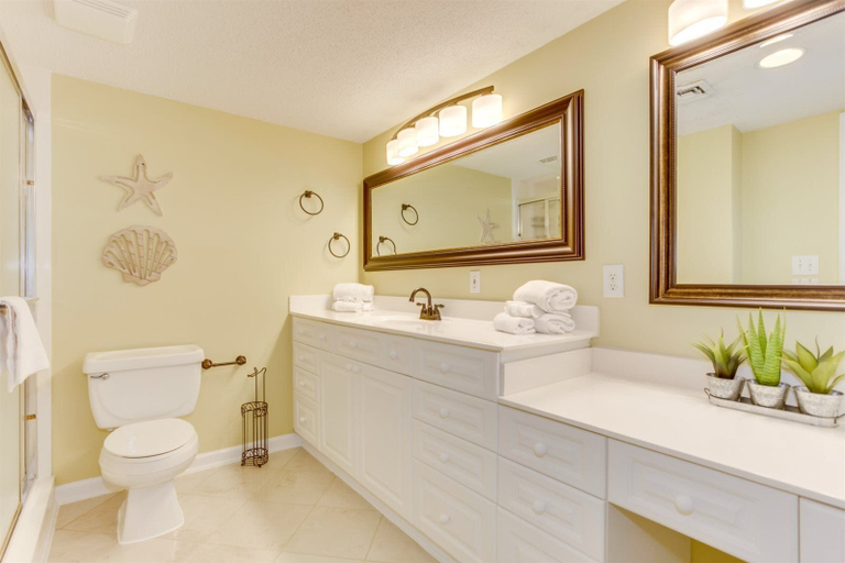 Bathroom 3, Ocean Bay Club 1701 Pent House Escape!, Horry
