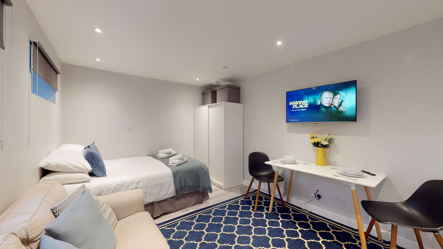 Bedroom 3, Wimbledon Studios, London