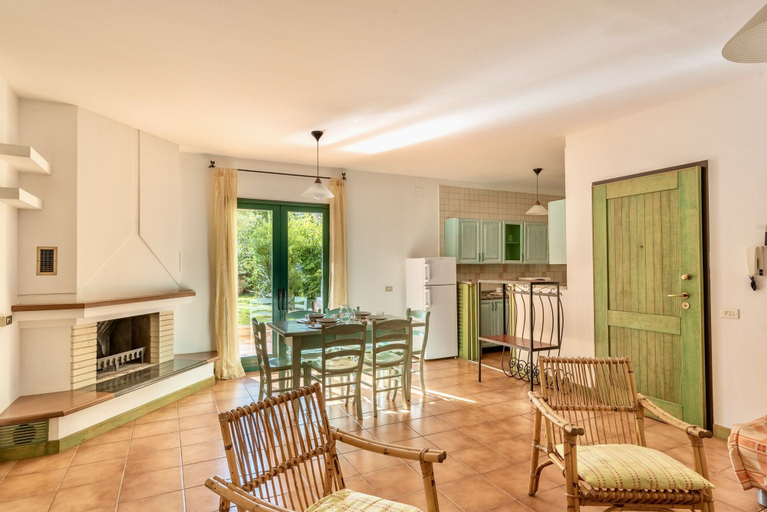 Others 5, I Mirti Bianchi Residence con piscina, Olbia-Tempio