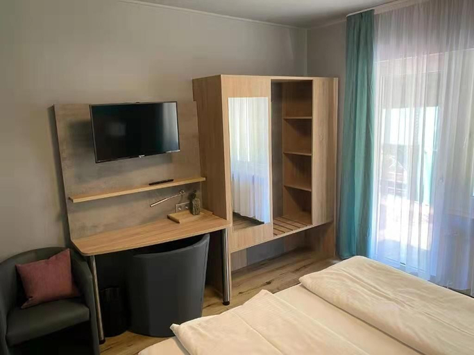Bedroom 3, Hotel Blüchertal, Mainz-Bingen