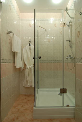 Bathroom 3, Stela, Stavropol'
