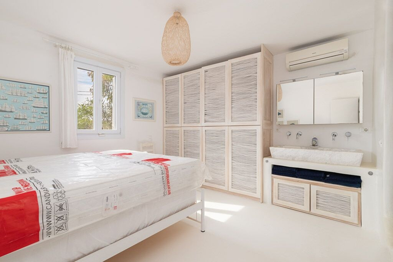Bedroom 3, Villa Diane, South Aegean