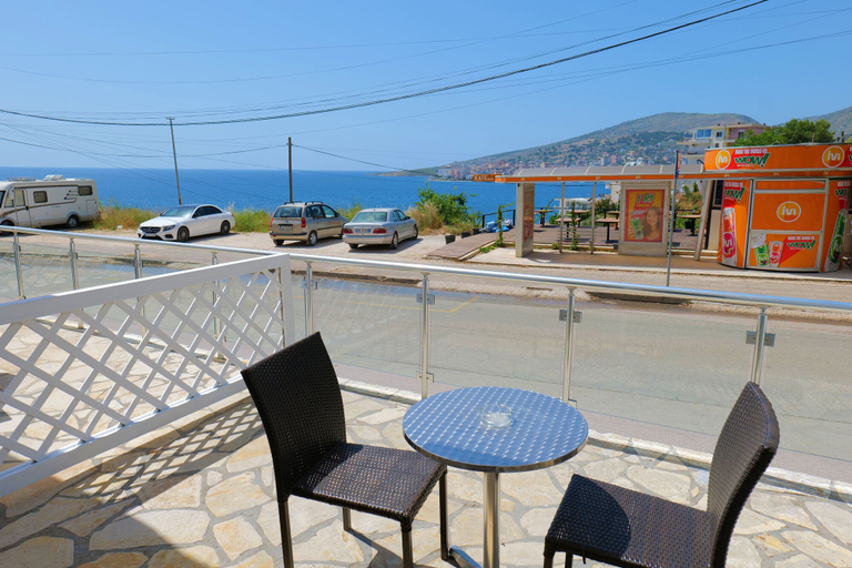 Others 4, Hotel Sherifi, Sarandës