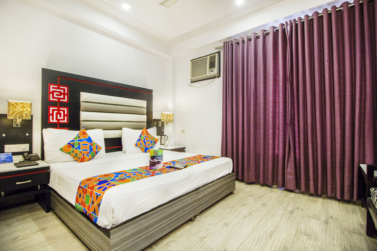 Bedroom 3, Hotel Suncourt Corporate, Delhi