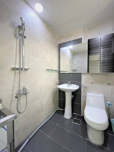 Bathroom 5, Airport Guesthouse Ko-In, Jung