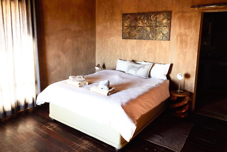 Bedroom 2, Solitaire Desert Farm, Windhoek Rural