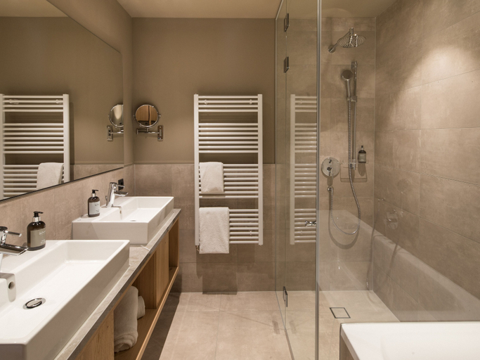Bathroom 4, APART Resort Schruns, Bludenz