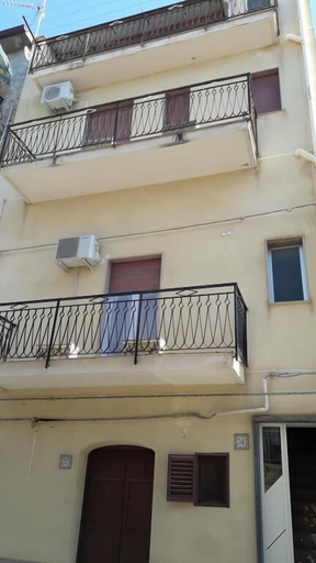 Exterior & Views, B&B Maia House, Messina