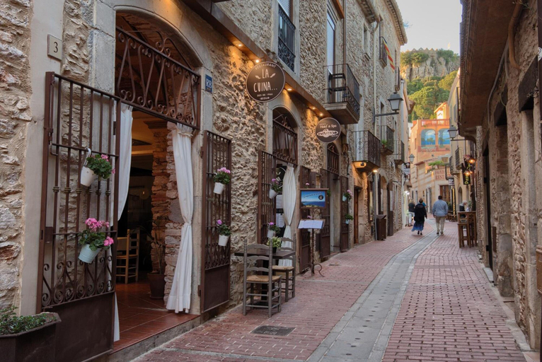 Exterior & Views 2, Hotel Spa Classic Begur, Girona