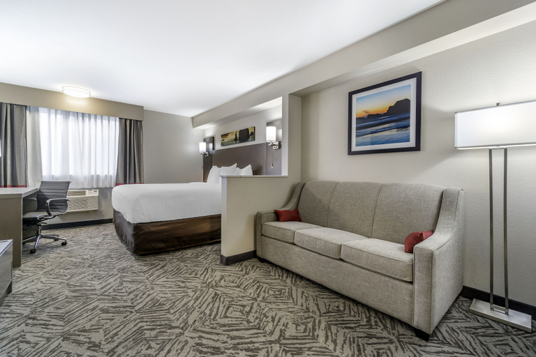 Bedroom 3, Comfort Inn & Suites Pacific - Auburn, King