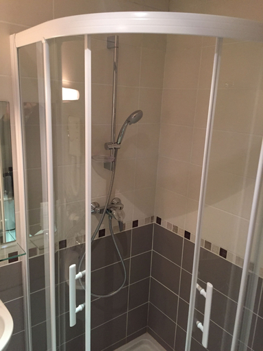 Bathroom 4, Hotel Le Clos d'Alésia, Paris