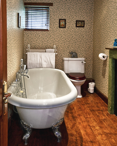 Bathroom 3, Hodgkinson's Hotel, Derbyshire