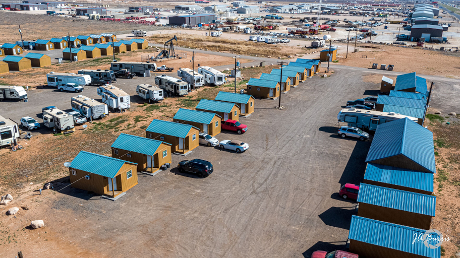 Others 5, Horseshoe Lodges Cabins & RV Park, Midland