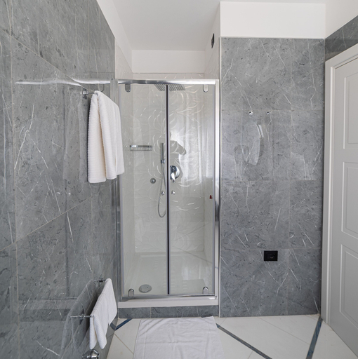 Bathroom 4, Apart Hotel Suite Italy Naples Chiaia Mergellina, Napoli