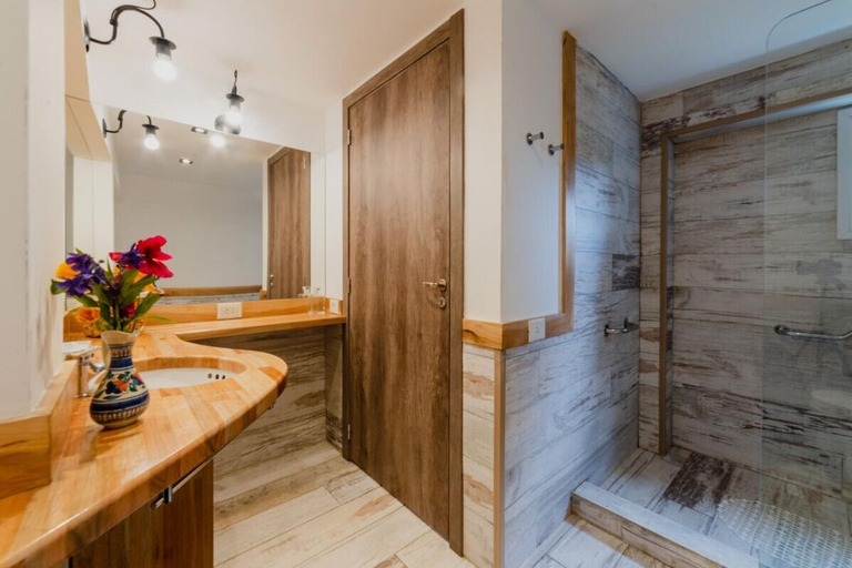 Bathroom, Tu Apart en Bariloche XVI, Bariloche