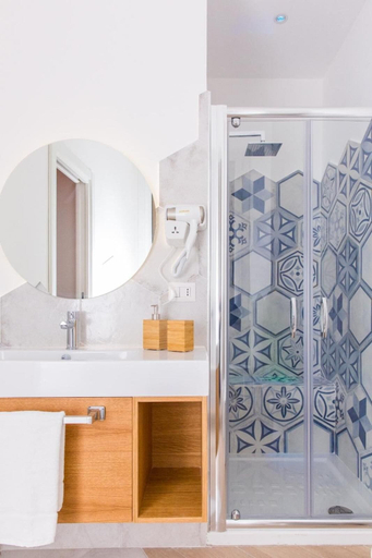 Bathroom 5, Casa Galu', Napoli