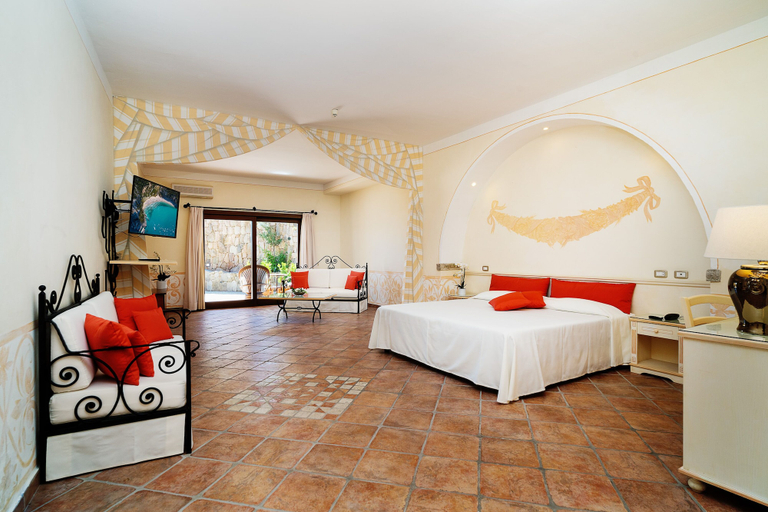 Bedroom 3, LH Pozzo Sacro Hotel, Olbia-Tempio