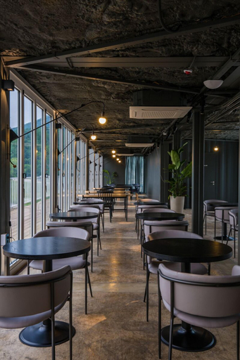 Food & Drinks 5, Parotia Water House, Gapyeong