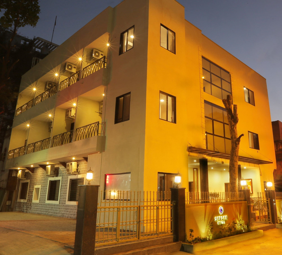Exterior & Views 1, Hotel Sardar, Pune