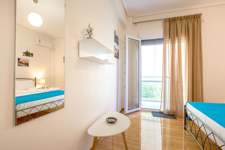 Bedroom 2, Happy Stay in Elegant & Bright Flat near Metro, Attica