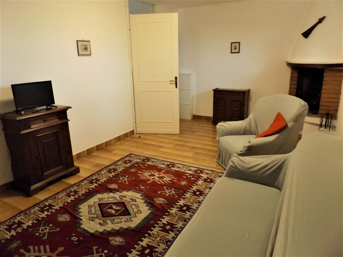 Others 5, Villa Rubiana, Verona