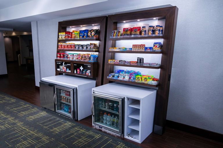 Food & Drinks 5, Hampton Inn Pickwick Dam-At Shiloh Falls, Hardin