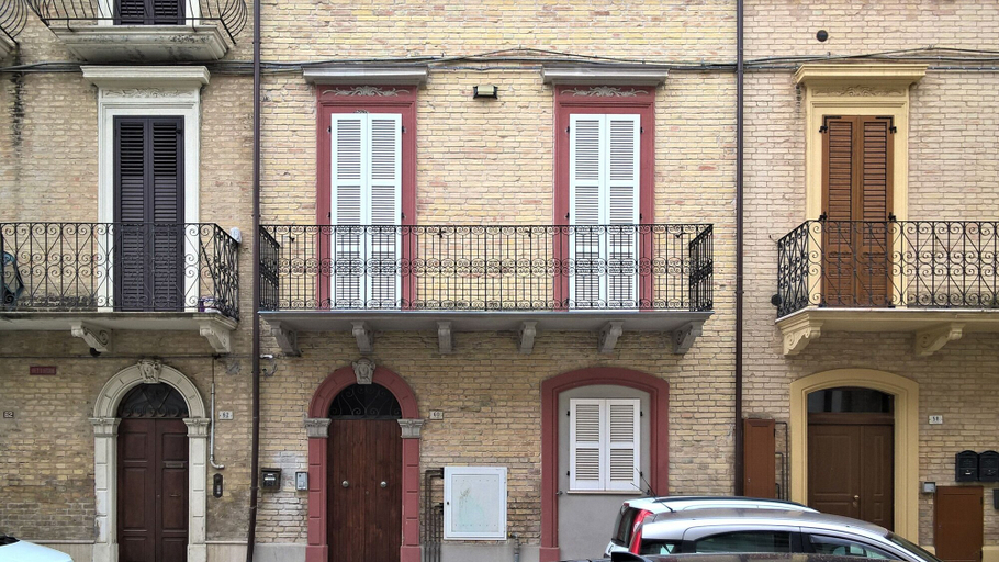 Exterior & Views, Casa Chiara in Centro con Corte Privata, Ascoli Piceno