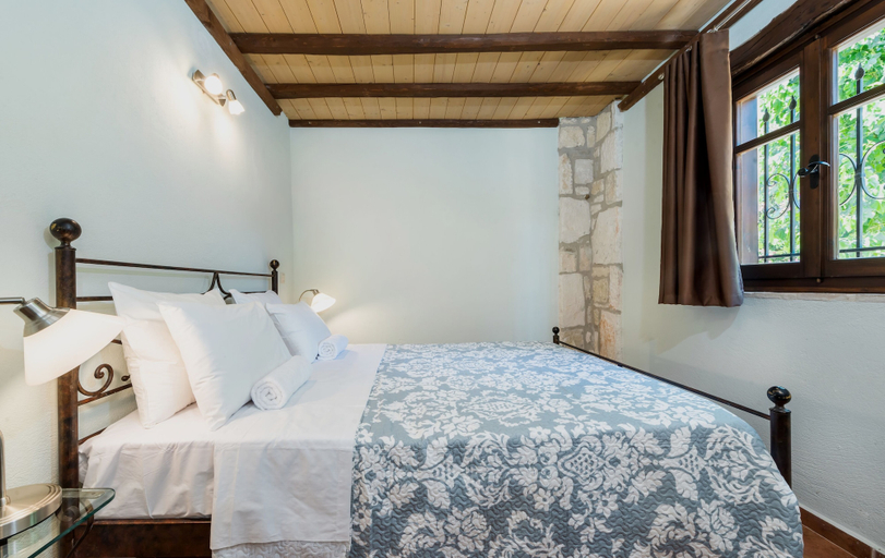 Bedroom 4, Leeda's Cottages, Ionian Islands