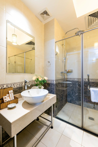 Bathroom 4, Bai Dinh Hotel, Gia Viễn