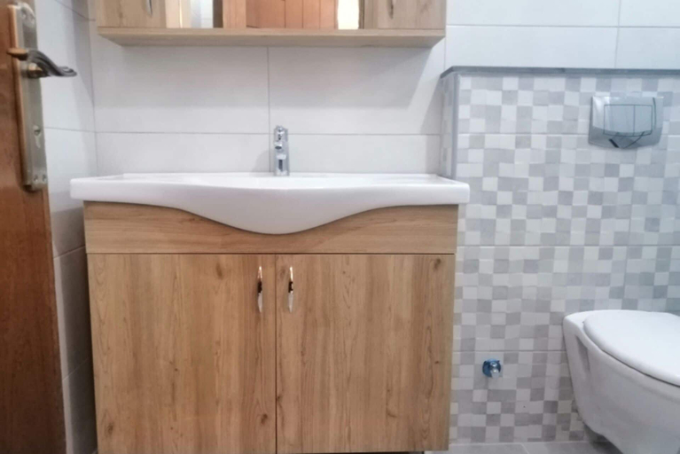 Bathroom 5, Amazing one Bedroom Apartment in Amman,elwebdah 1, Wadi Essier