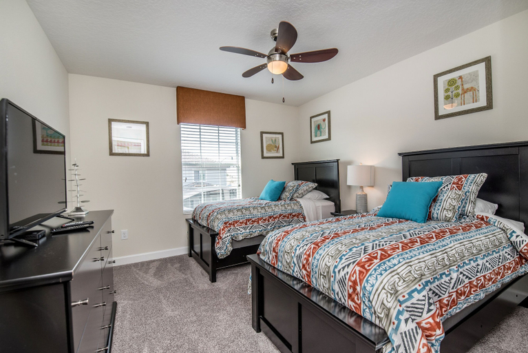 Bedroom 2, Beautiful 4 Bdrm, 3 Bath Townhome, Osceola