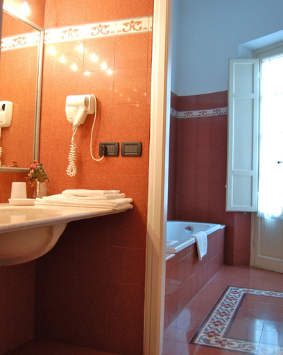 Bathroom 3, Palazzo Tucci Residenza d'Epoca, Lucca