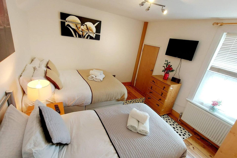 Bedroom 3, Beautiful 3-bed House in Chatham, Medway