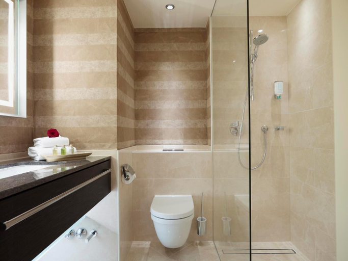 Bathroom 5, Land  & Golf Hotel Stromberg, Bad Kreuznach