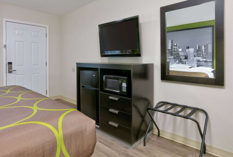 Bedroom 4, Super 8 by Wyndham Palestine, Anderson