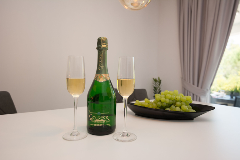 Food & Drinks 5, Apartments Basic, Vir
