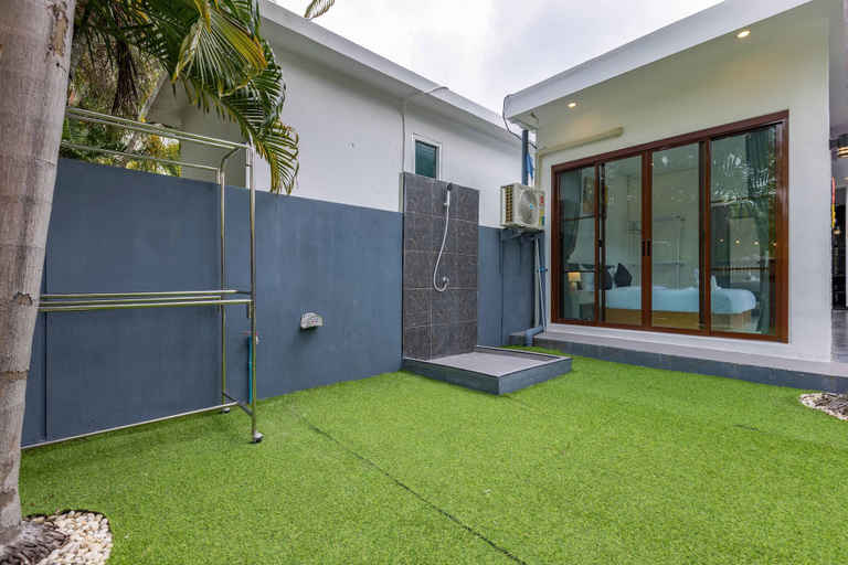 Others 5, 4 Bedroom Modern Pool Villa BL10, Hua Hin