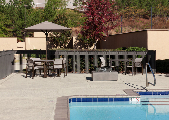 Sport & Beauty 5, Courtyard by Marriott Birmingham Trussville, Jefferson