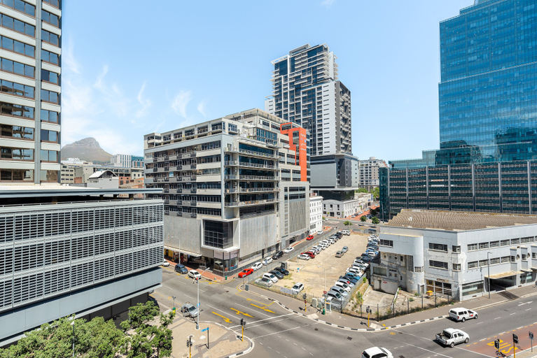 Exterior & Views 2, Icon 600A, City of Cape Town