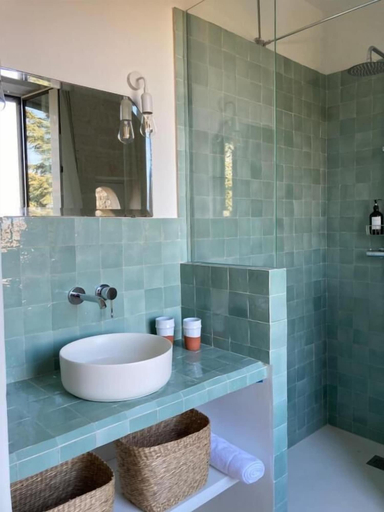 Bathroom 4, La Maison 19, Deux-Sèvres