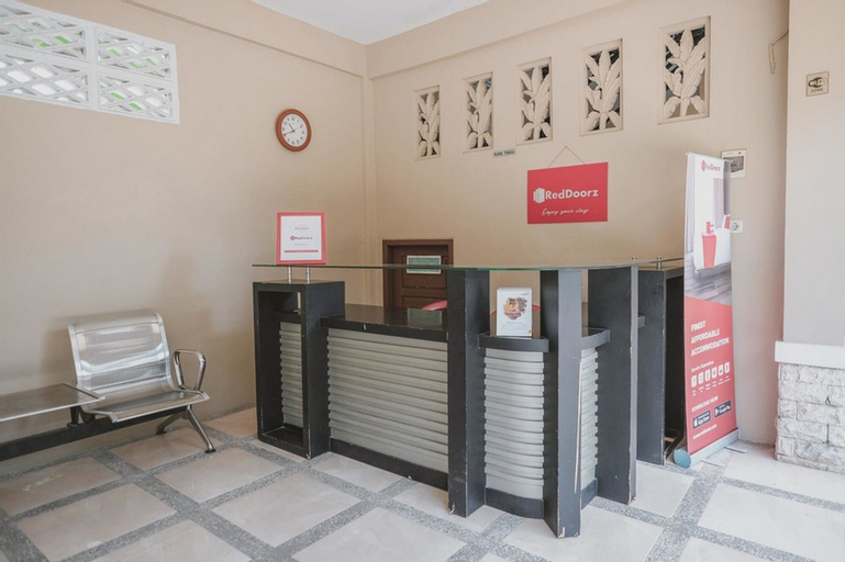 Public Area 2, RedDoorz Syariah near Jamtos Jambi 2, Jambi