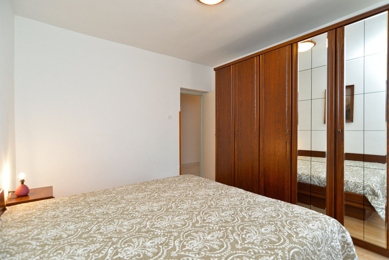 Bedroom 2, Apartment 1899, Rovinj