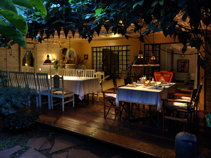 Food & Drinks 5, Hob House, Westlands