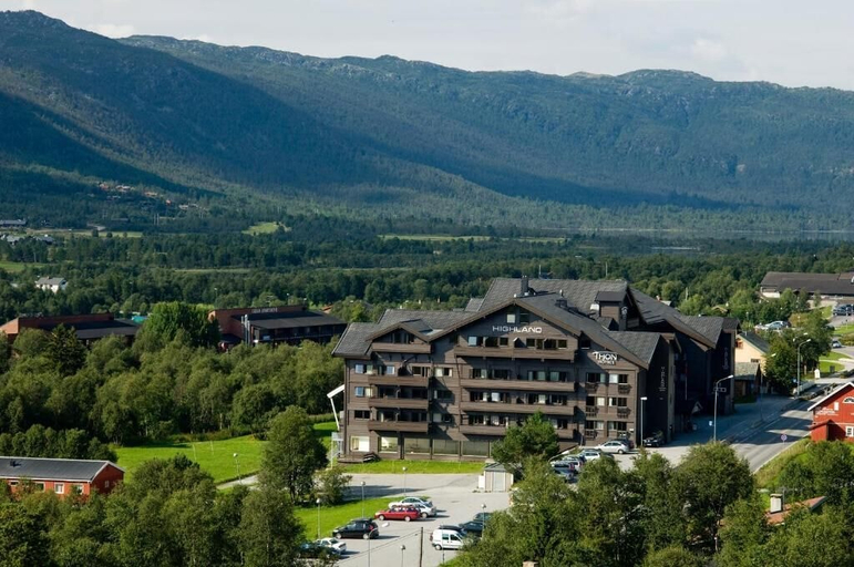 Exterior & Views 2, Highland Lodge, Hol