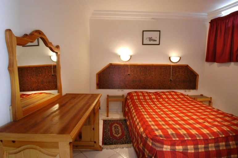 Bedroom 4, Studiotel Soraya, Agadir-Ida ou Tanane