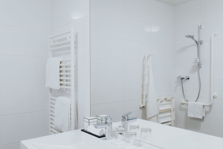 Bathroom 4, Parks 73 The TownHouse Hotel, Wien