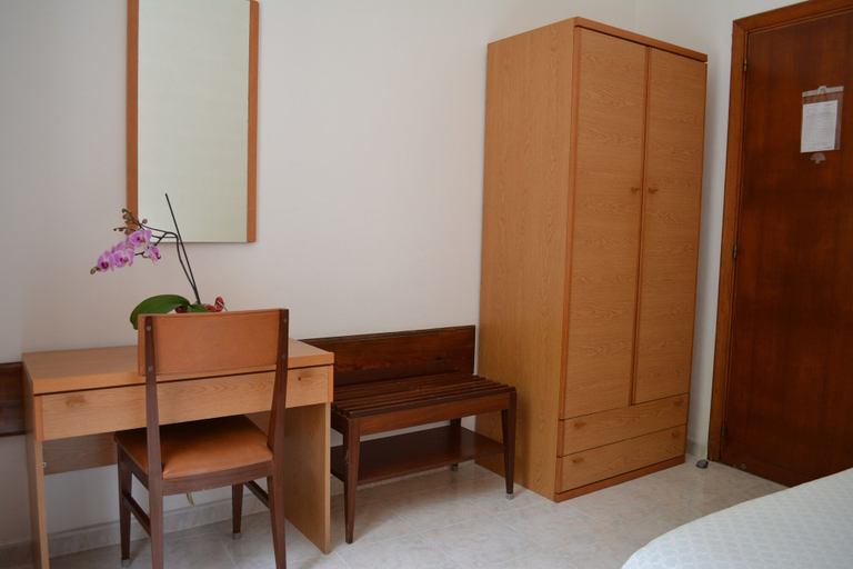 Bedroom 3, Hotel Maronti, Napoli