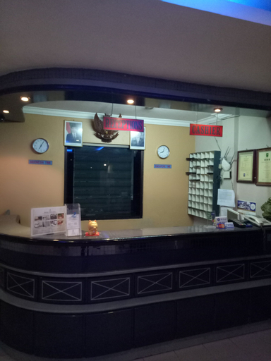 Public Area 23