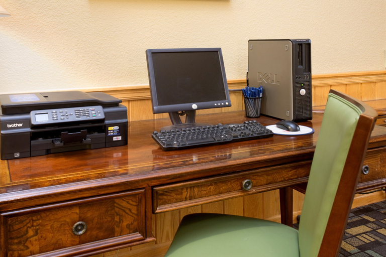 Others 5, Cobblestone Hotel & Suites – Wisconsin Rapids, Wood