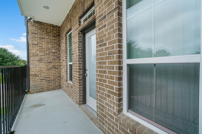 Others 4, Experience a First Class Stay - 2 BDRM, Houston